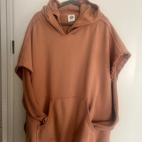 We The Free, Free People “Bestie Bundle” set. Waffle hoodie tunic with poncho - Picture 6 of 16
